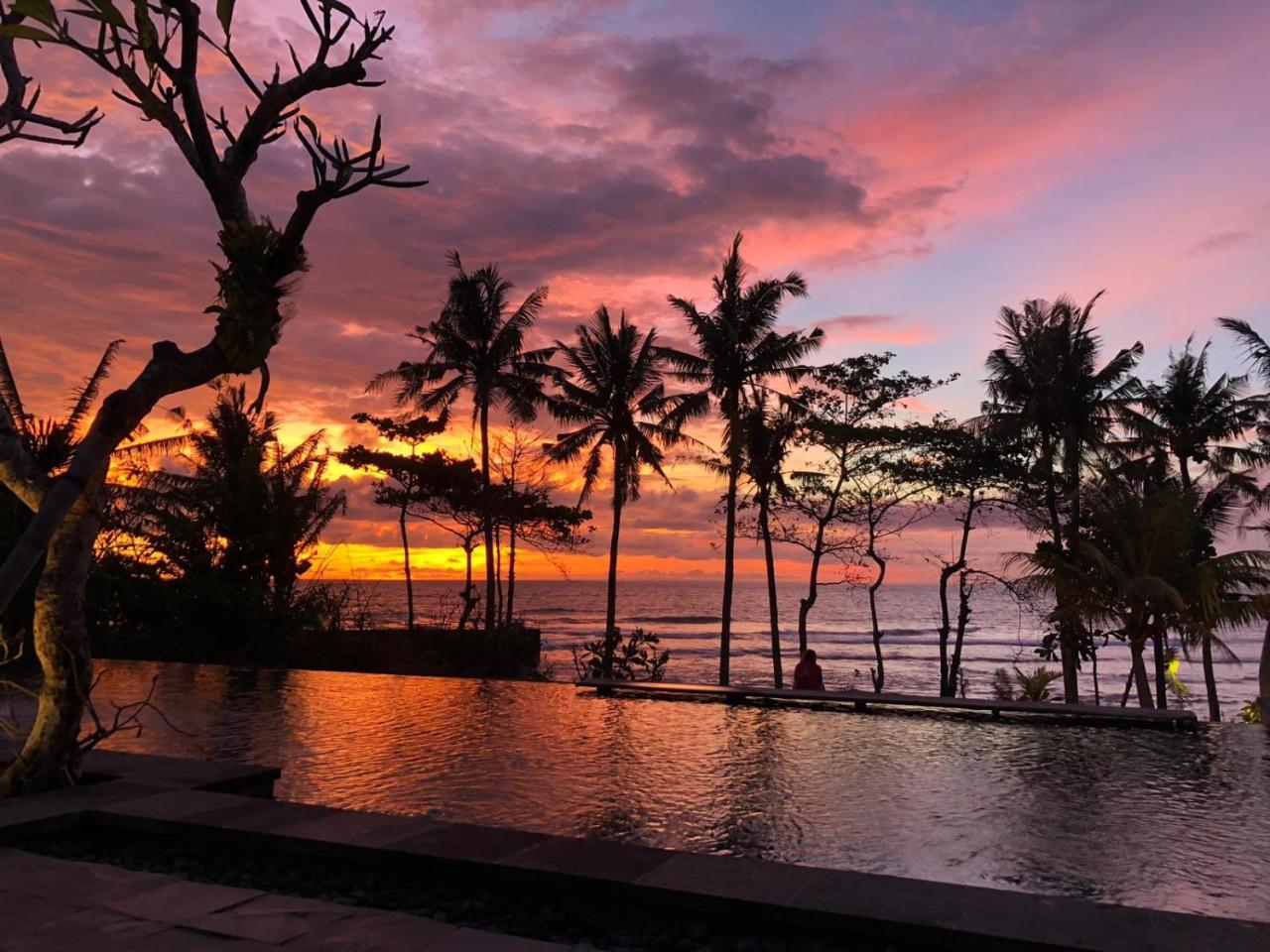 Bali Natha Beach Front Canggu Exterior foto